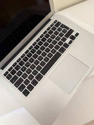 MacBook Air Gris Espacial