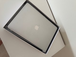 MacBook Air Gris Espacial