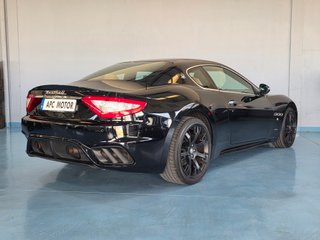 Maserati GranTurismo S 2010