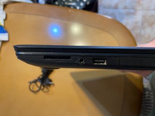 Portátil Acer Aspire ES 15 (AMD A9) + Cargador