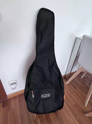 Guitarra Clásica OQAN José Torres OGC-10 + Funda