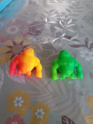 Giochi gommosi colorati