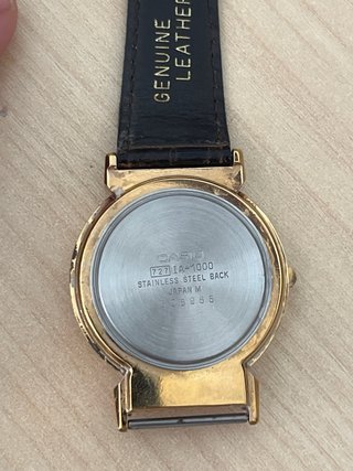 Casio Data Bank Reloj Dorado y Negro