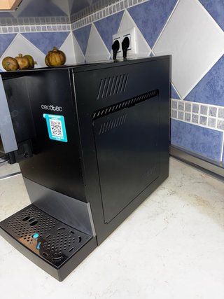 Cafetera Cecotec Negra