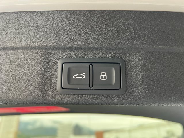 AUDI A6 Avant 2.0TDI 204cv.Black line quattro Stro