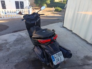 Yamaha XMAX 400 Scooter Maxi Negra