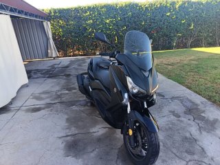 Yamaha XMAX 400 Scooter Maxi Negra