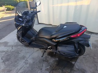 Yamaha XMAX 400 Scooter Maxi Negra