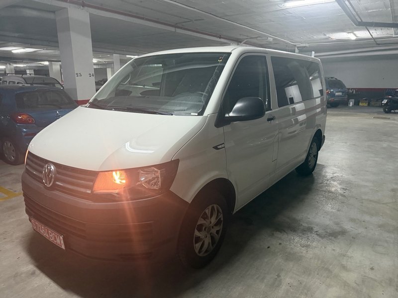 Volkswagen Transporter Kombi 2.0 TDI BMT 2019
