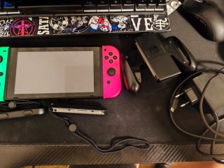 Nintendo Switch Verde y Rosa