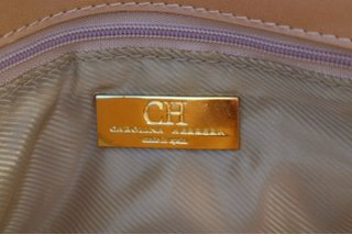 Mala de Ombro Carolina Herrera em Pele Bege