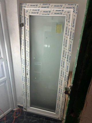 Puerta de PVC Cortizo