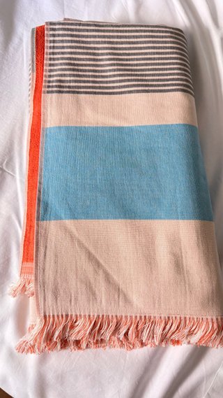 Toalha Fouta de praia cada uma 30€.