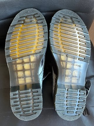 Botas originales,Dr. Martens terciopelo,  Nuevo !