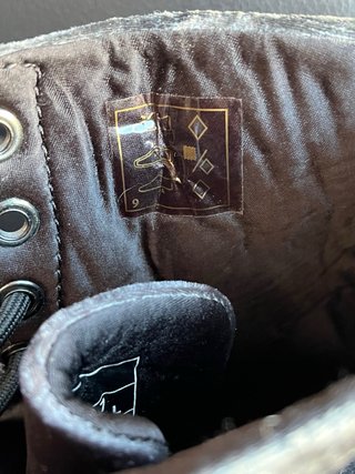 Botas originales,Dr. Martens terciopelo,  Nuevo !
