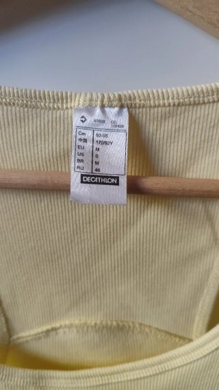 Camiseta deportiva Domyos amarilla