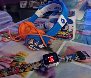 Lote Sonic Mania Auriculares y Reloj