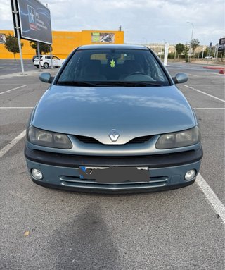 Renault Laguna 2000