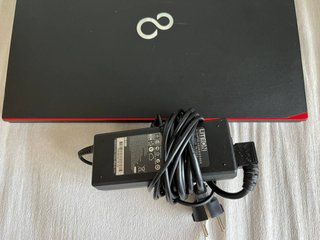 Fujitsu Lifebook I5, 8 gb ram, ssd 240 gb