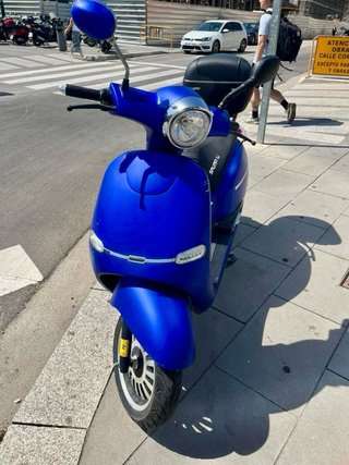 Ebroh Spuma Li Azul 2019 eléctrica