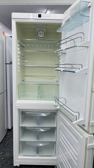 Nevera Liebherr Blanca