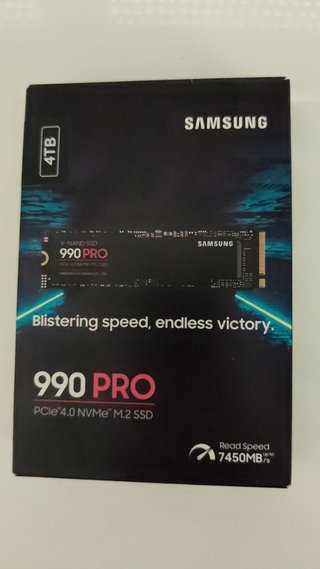 Samsung 990 PRO 4TB NVMe M.2 SSD