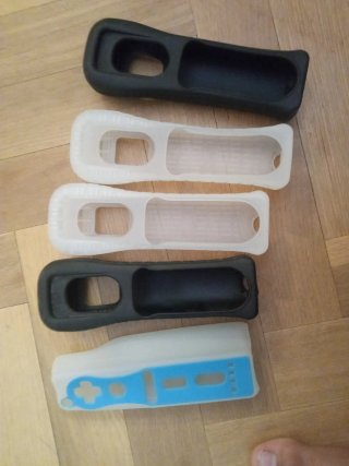 Fundas Wii (Negras y Blancas)