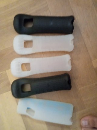 Fundas Wii (Negras y Blancas)