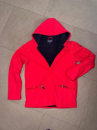 Impermeable Rojo Batela. Talla 14 y talla 16 años.