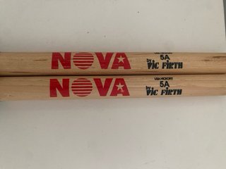 Baquetas Vic Firth NOVA 5A