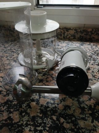 Batidora de mano para piezas