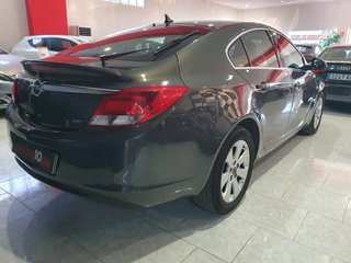 Opel Insignia 2.0 CDTI. Excellence