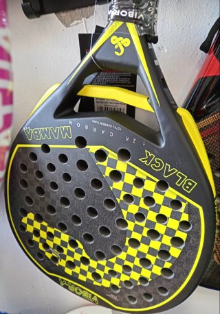 Pala de pádel Vibor-A Black Mamba 12K 2026