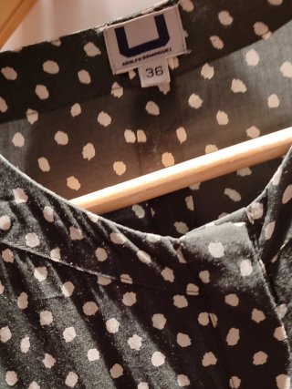 Blusa lunares Adolfo Domínguez línea U