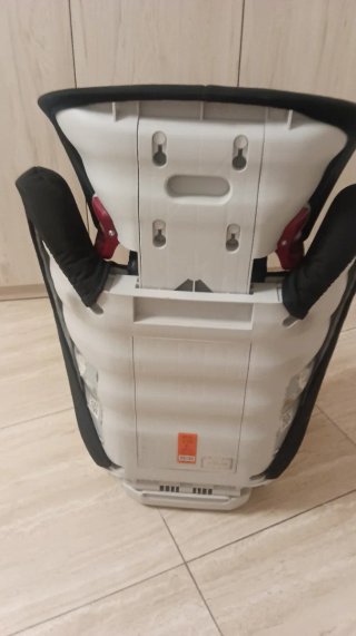 Silla coche Römer Britax sin Isofix