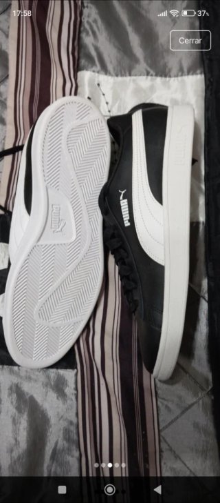 Zapatillas Puma T45 Negras y Blancas