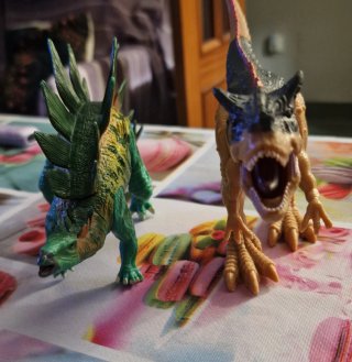 Lote de 2 dinosaurios de juguete