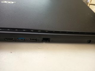 Acer Aspire ES1-132 Negro