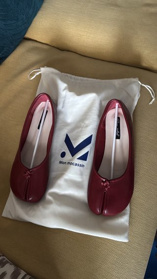 Bailarinas planas - mocasines tabi color granate
