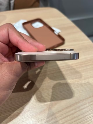 iPhone 16 Pro Max 256GB color desierto eSim