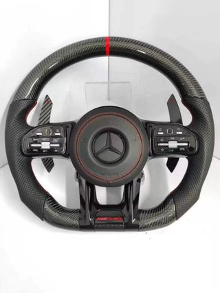 Volante Mercedes AMG deportivo personalizado