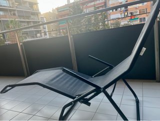 Tumbona de exterior gris y negra