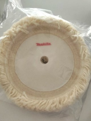 Pulidora Makita 180mm (7'') 9237CB Nueva