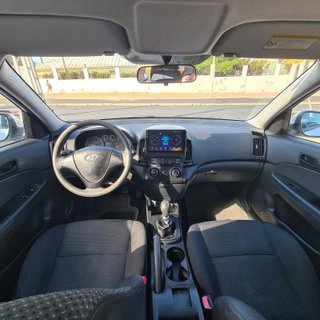 HYUNDAI i30 1.4 109CV MANUAL
