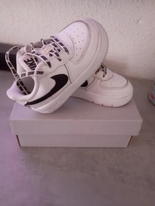 Zapatillas Nike Air Force 1 Low Niño6c