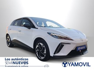 MG MG4 64kWh Luxury 150 kW (204 CV)
