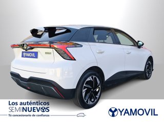 MG MG4 64kWh Luxury 150 kW (204 CV)