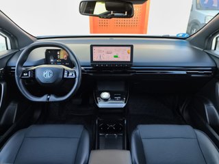MG MG4 64kWh Luxury 150 kW (204 CV)