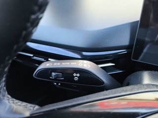 MG MG4 64kWh Luxury 150 kW (204 CV)