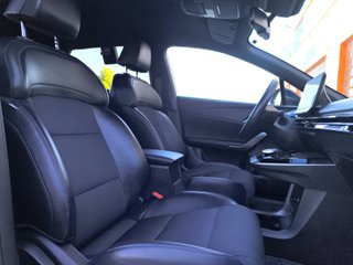 MG MG4 64kWh Luxury 150 kW (204 CV)